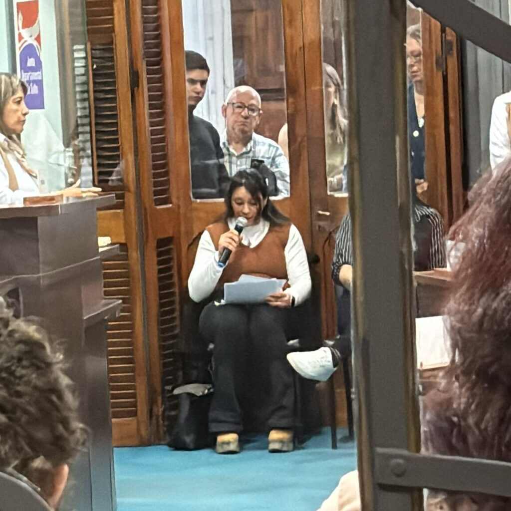 ce691f43-d403-4054-a6f5-194b37151b76