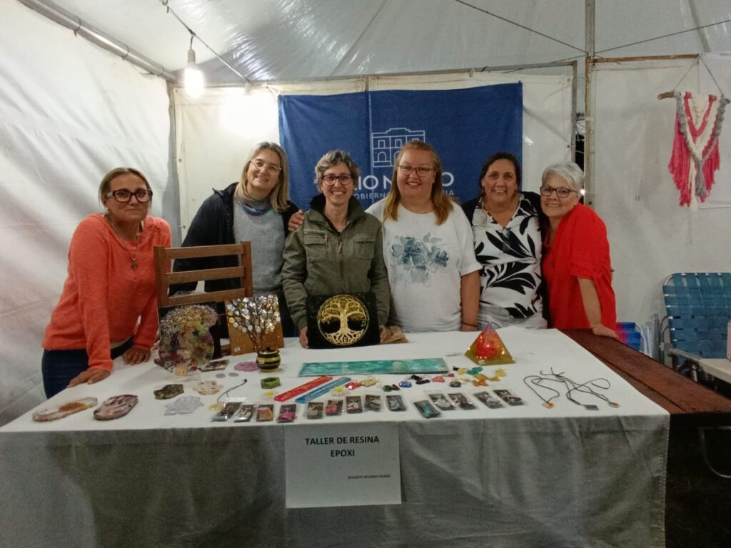 299fb8ba-fb0a-4865-bece-fa116266b860