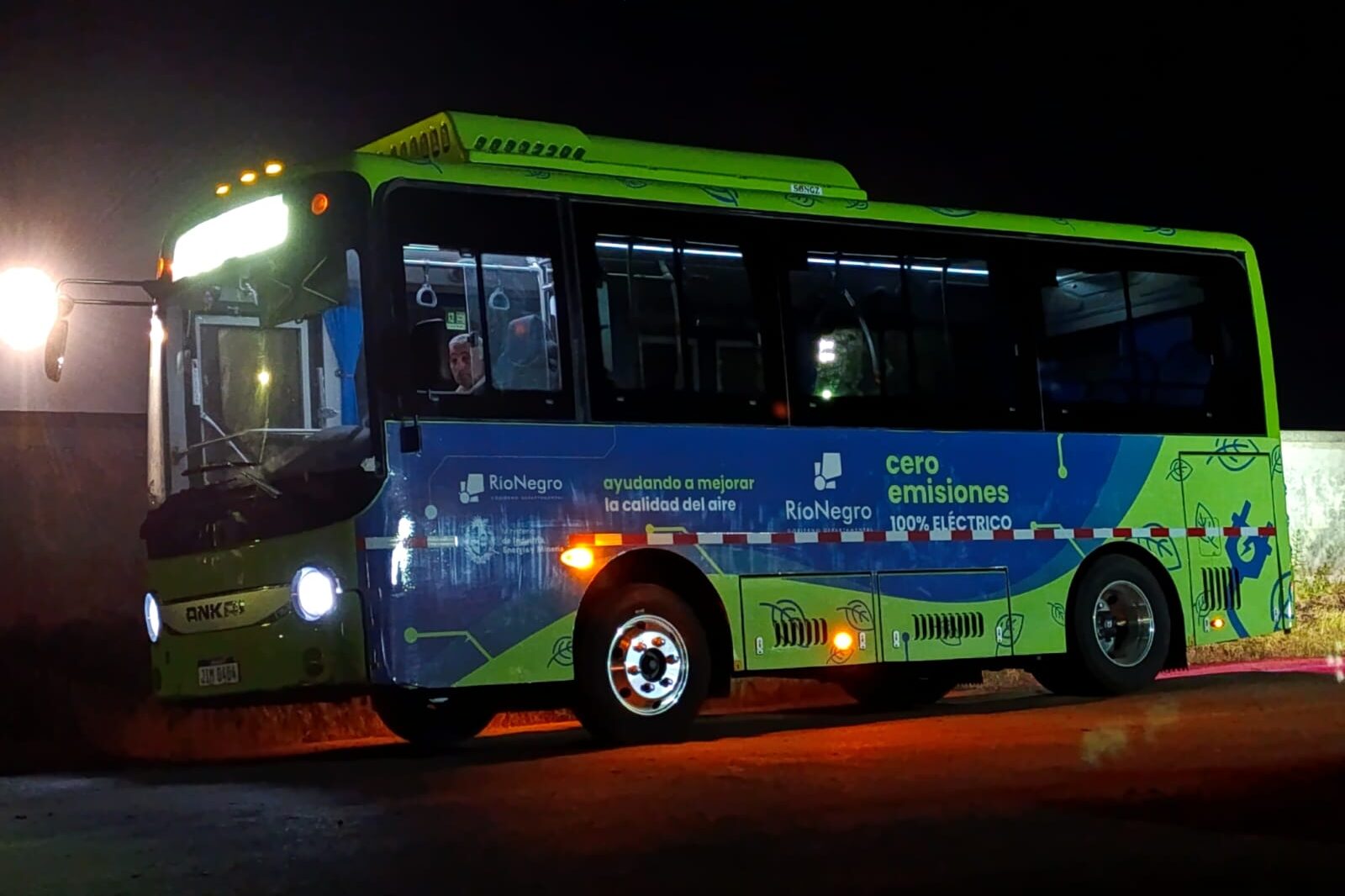 7ff7585f-36bc-418a-bf6c-5404c75ec28f