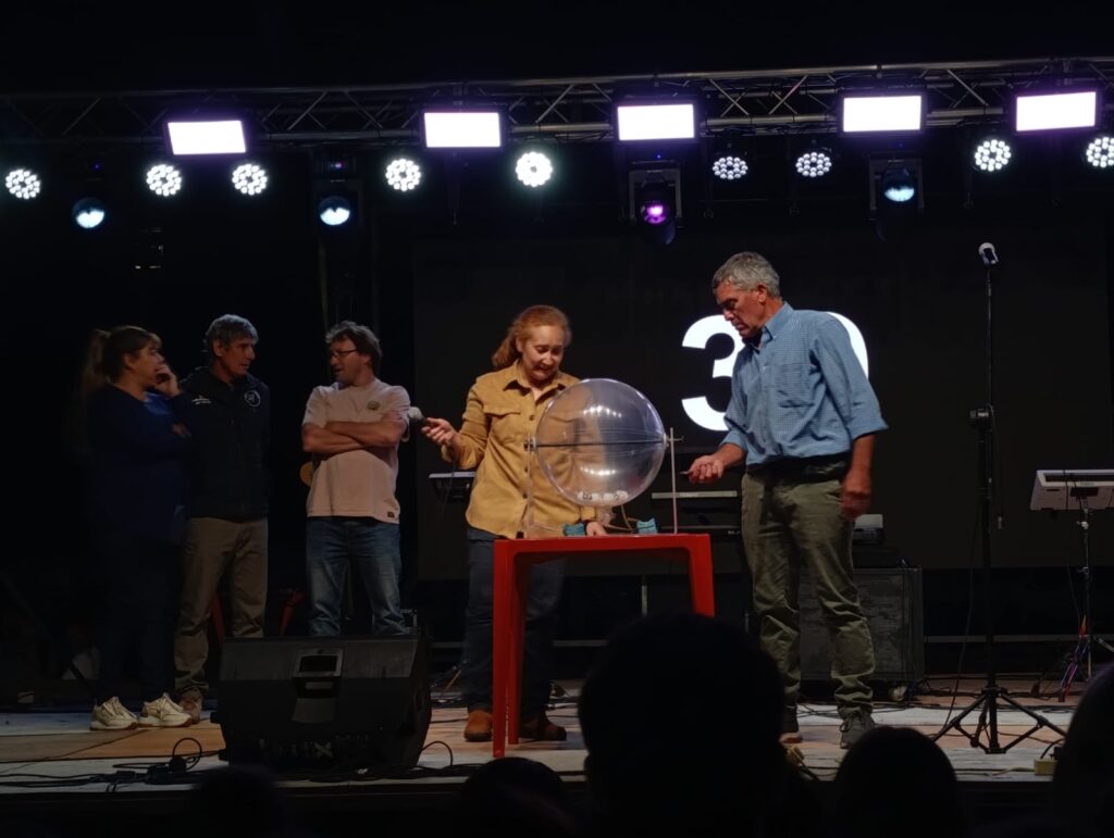 e8d60b0f-471b-4c66-bb9d-f4020e2323fd