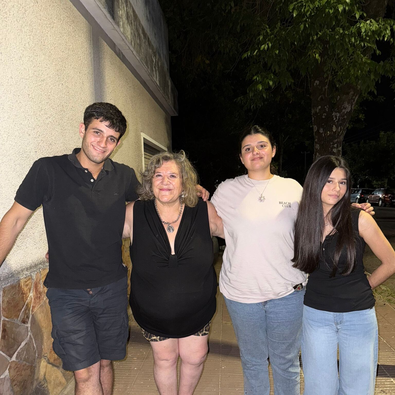 2354ab3c-4aef-43eb-a3e1-9ce5bbbd009b