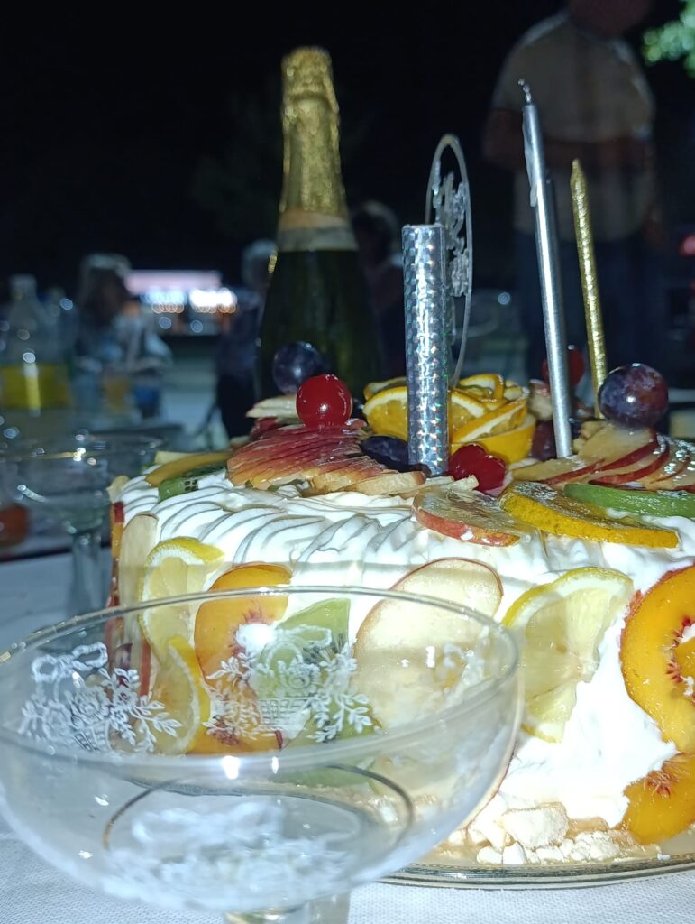 5b883a0d-5025-4881-b5d7-1861b58fa067 (1)