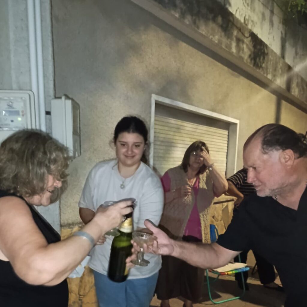 ad5eb0ef-d1a5-4be5-8d92-d5dbd15014bd