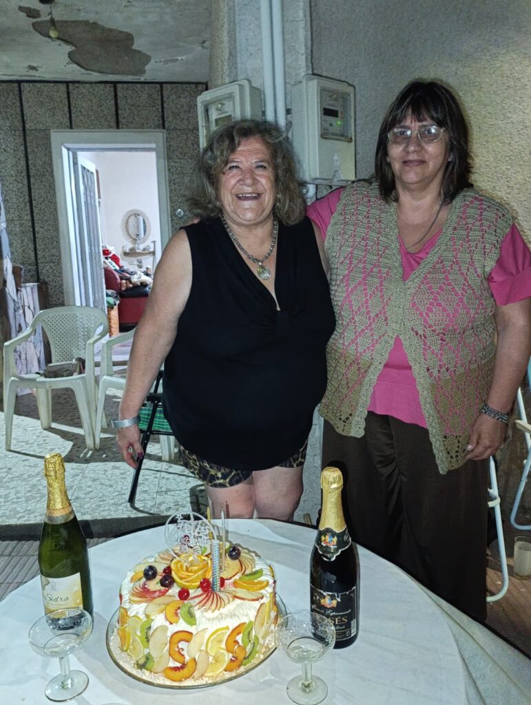 f78b8688-3d58-4f7d-ad91-fb7be3481e9a